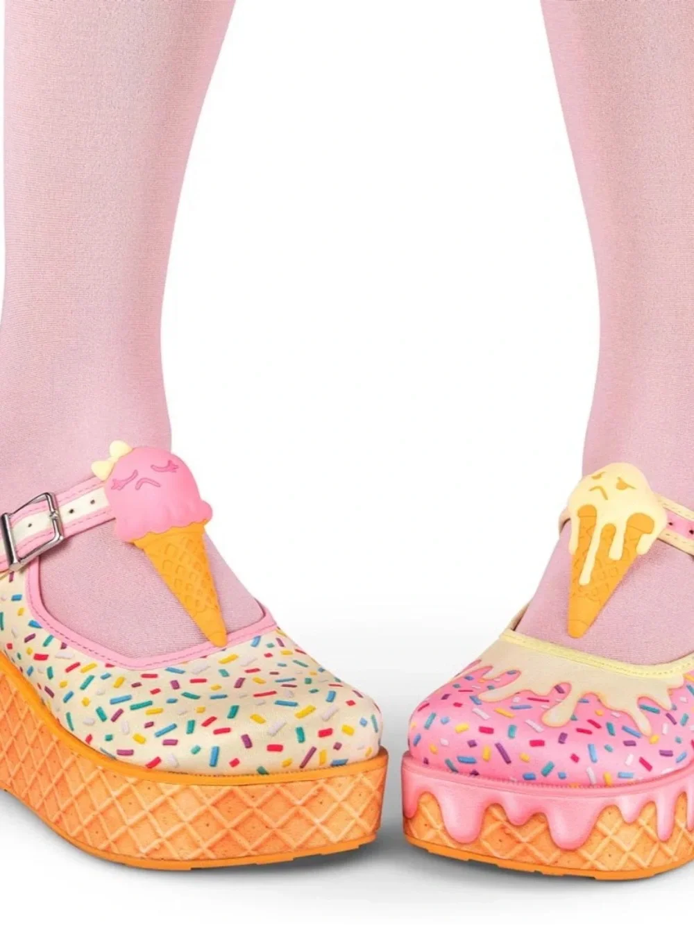 Hot Chocolate Designs Platform Mary Jane Shoes Size 8
